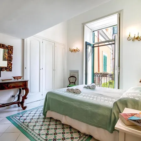 Centre Flats Daire Amalfi