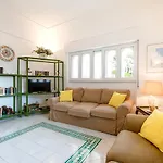 Centre Flats *