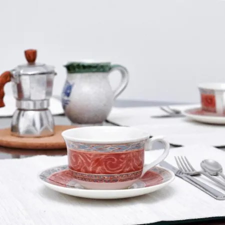 Apartment Centre Flats *