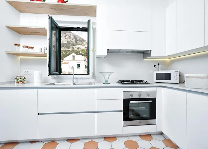 Centre Flats شقة *