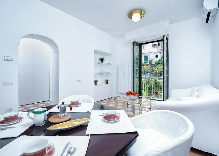 Centre Flats * أمالفي