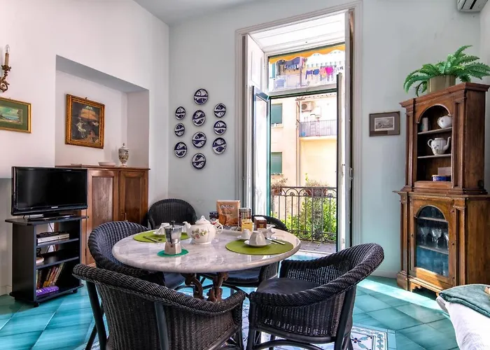 Centre Flats * أمالفي