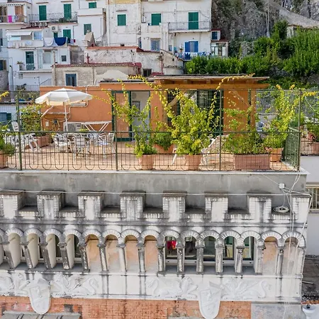 Centre Flats * أمالفي